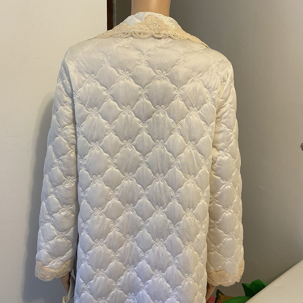 VTG 60s Kayser Ivory LaceTrim Robe Nightgown Quilted HouseCoat VictorianCore SzM - Picture 13 of 13